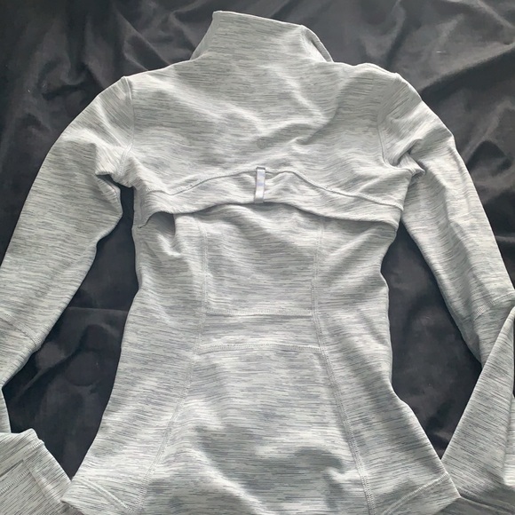 color grey/white size:0 running or workout jacket - Picture 5 of 6